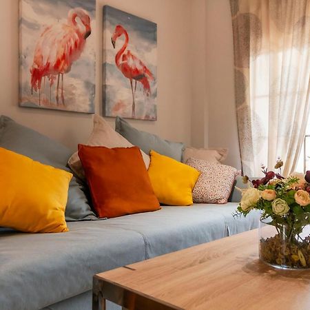 Atico Con Terraza-Solarium Y Piscina 4-6 Personas Wifi A/C Apartman Roda Kültér fotó
